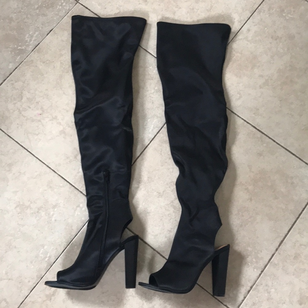 New‼️ Black Satin High Knee Boots 👢
